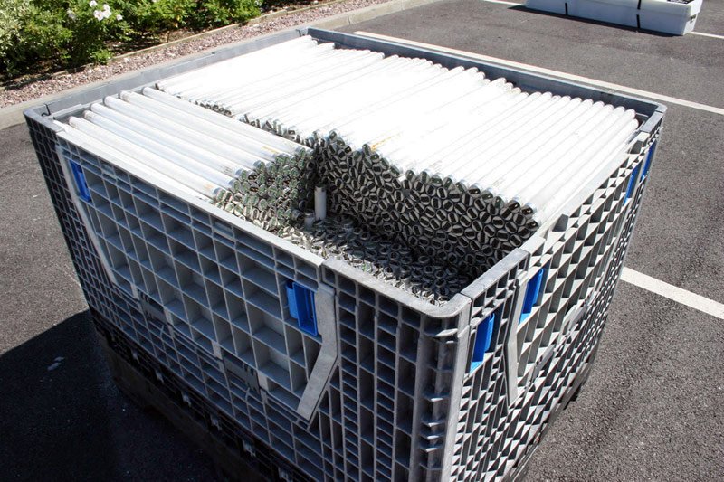 J&G Environmental Fluorescent Lamp Containers